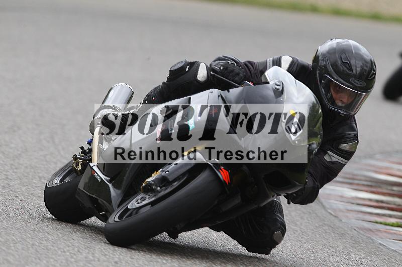 /Archiv-2025/10 23.04.2025 Cornu Master School ADR/rot-rouge/5